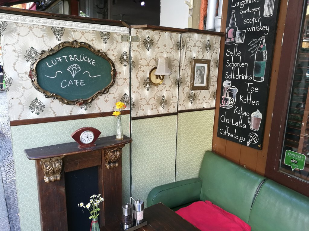 Luftbrucke Cafe – GESCHLOSSEN